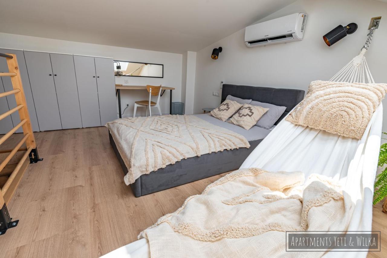 Apartamenty Yeti & Wilka W Centrum Chorzowa: Wilk מראה חיצוני תמונה
